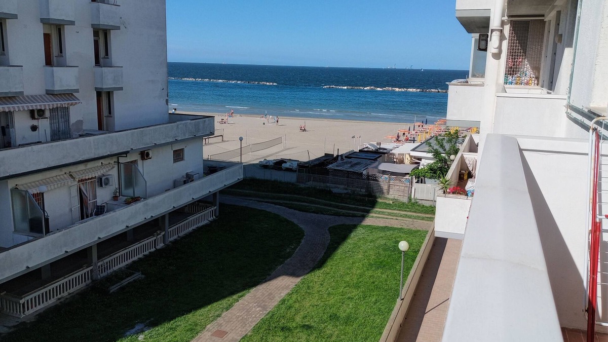 Lido Adriano Apartment | Casa Ambra, ideale per le vacanze estive, con accesso direttamente al mare