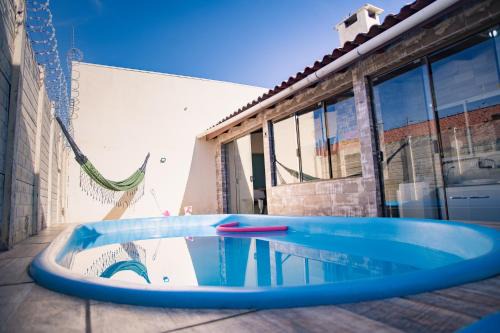 Sao Goncalo House | Casa Areal,1 Suíte, 2 Quartos Climatizados, piscina e Estacionamento 2 carros