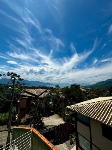 Tesouro da Colina House | Casa Baguera em Ilhabela com piscina pet friendly