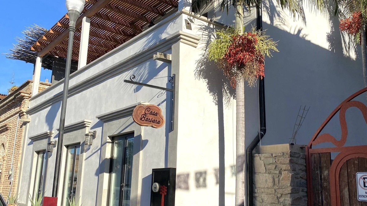 Todos Santos House | Casa Barbara Located in Historical Todos Santos