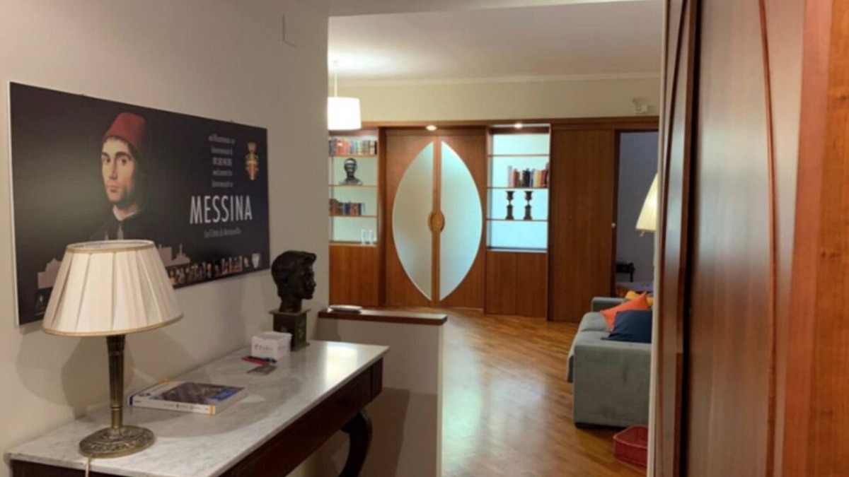Messina House | Casa Battisti Messina Centro finished apartment max 3 rooms, max 9 people.
