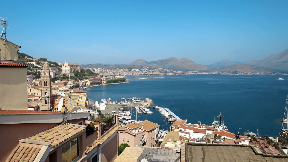 Gaeta House | Casa Belvedere by Interhome