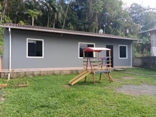 Testo Salto House | Casa Blumenau