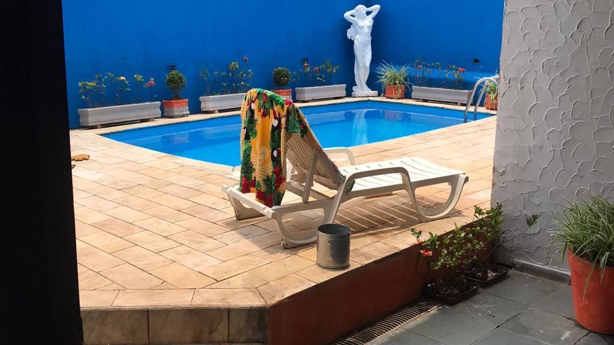 Jardim Centenario House | Casa C/piscina - 2 Quadras da Praia Guarujá - Enseada