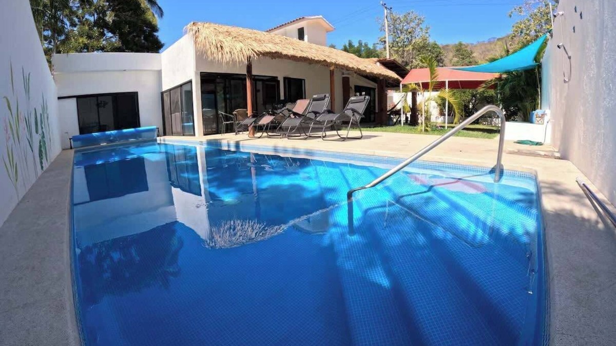 R House | Casa Bugambilia - Santa Cruz