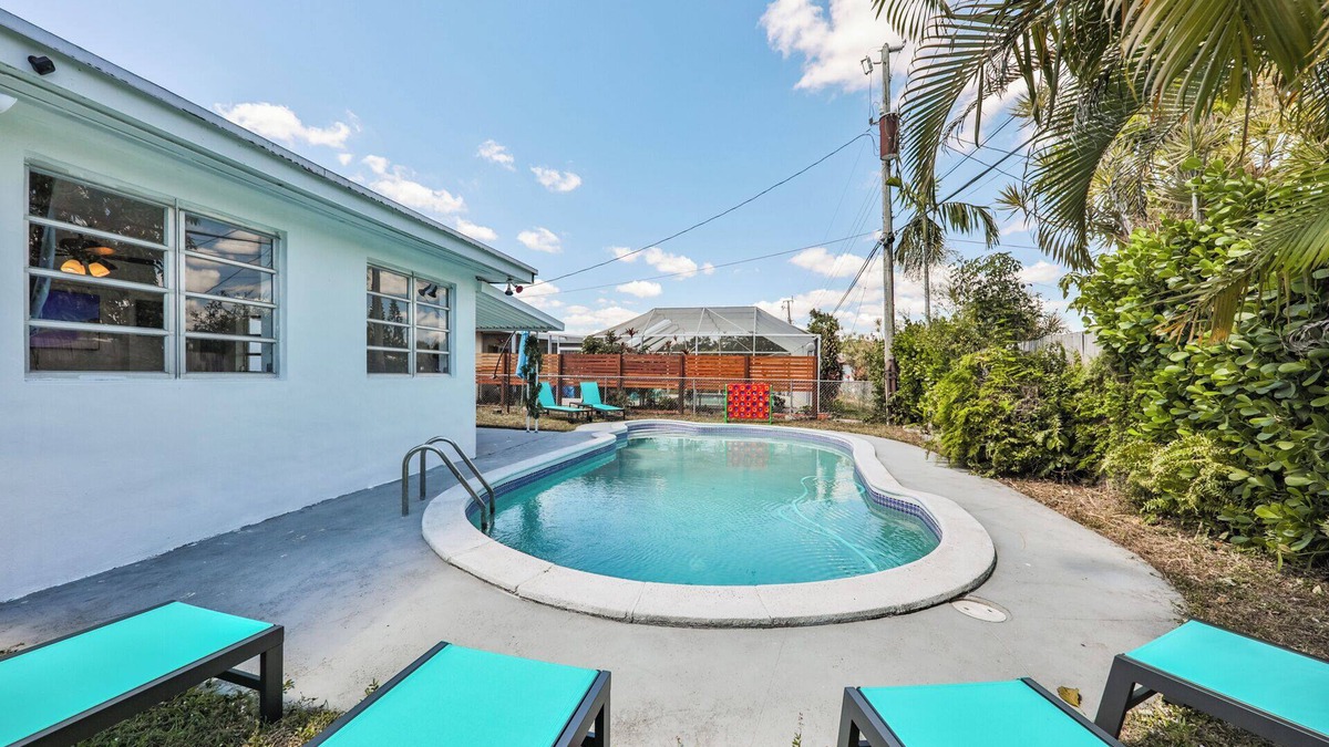 Ives Estates House | Casa Caliente 1161
