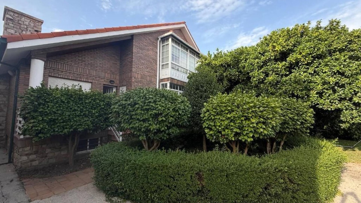 Pontecesures House | Casa Carlés by URent