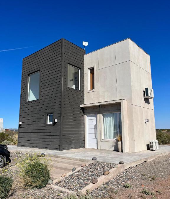 Picun Leufu Department House | Casa Chocón Medio Villa de Playa