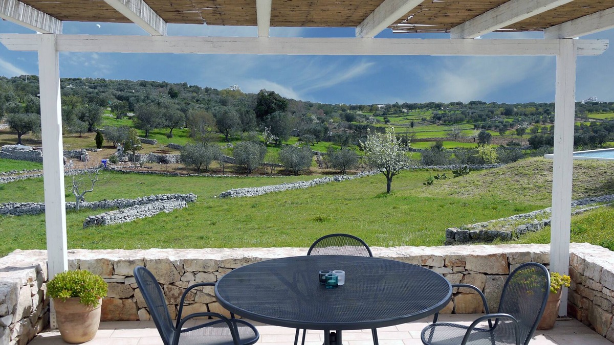 Ostuni House | Casa Cicerali - A Stone Farmhouse situated between Ostuni and Cisternino