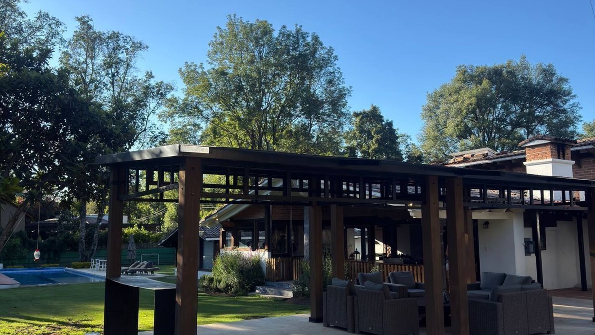 Valle de Bravo House | Casa Cipres/Piscina, PingPong, Cancha de Basquet