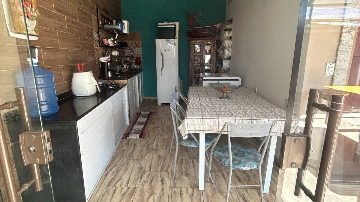 Rasa House | Casa com 3 Suites e com Cozinha e Quintal com Churrasqueira e Piscina