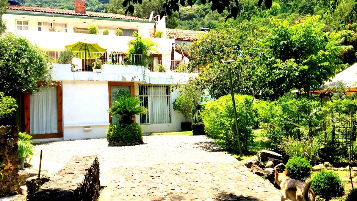 Tepoztlan House | Casa con vista la Tepozteco, con acogedores departamentos