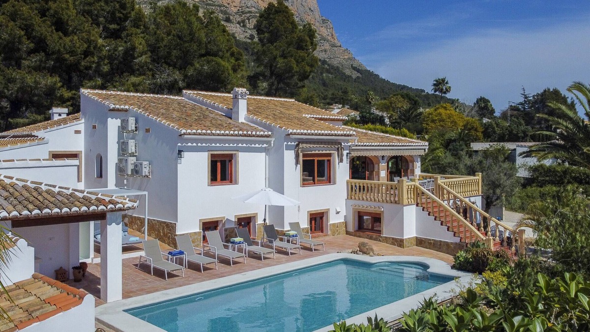 Ermita Villa | Casa Cora