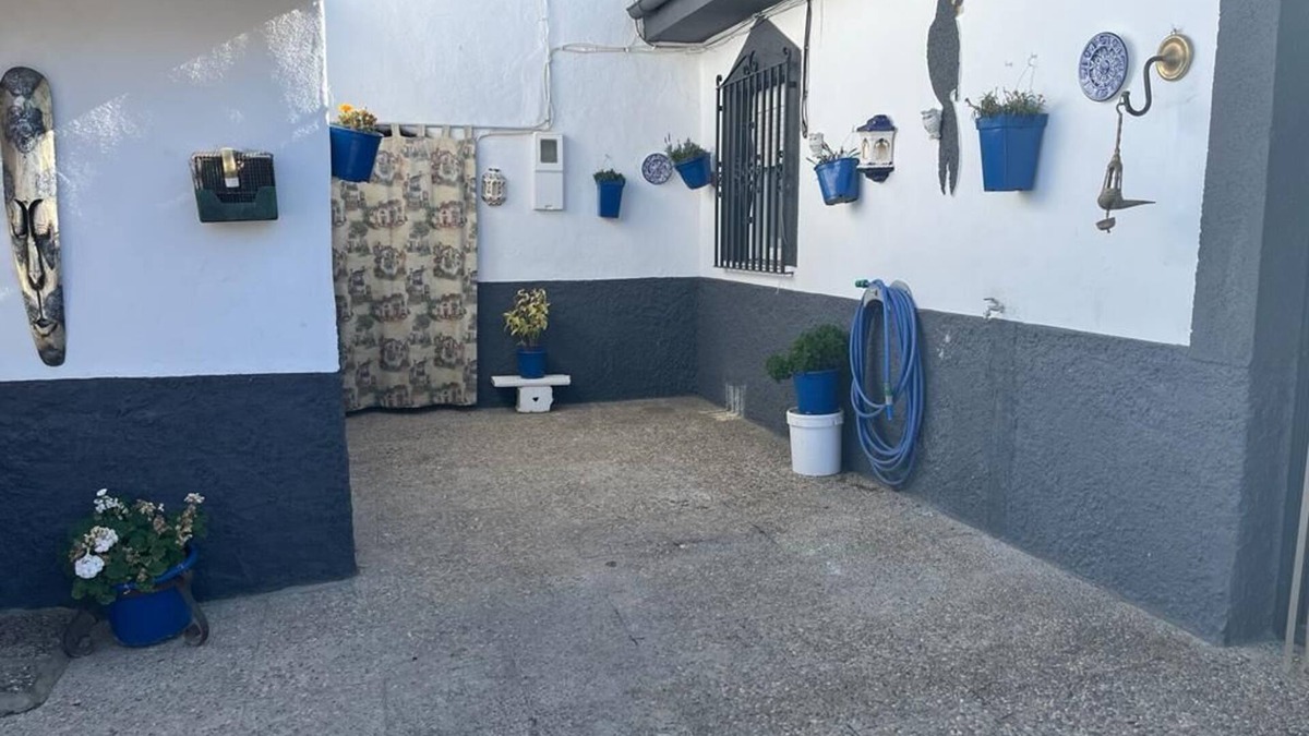 Guadix Cottage | Casa Cueva Adaptada PMR se Admiten Mascota con Rutas de Senderismo y Caballo
