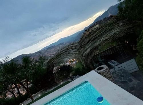 Pegalajar House | Casa Cueva "El Mirador de Piedra"