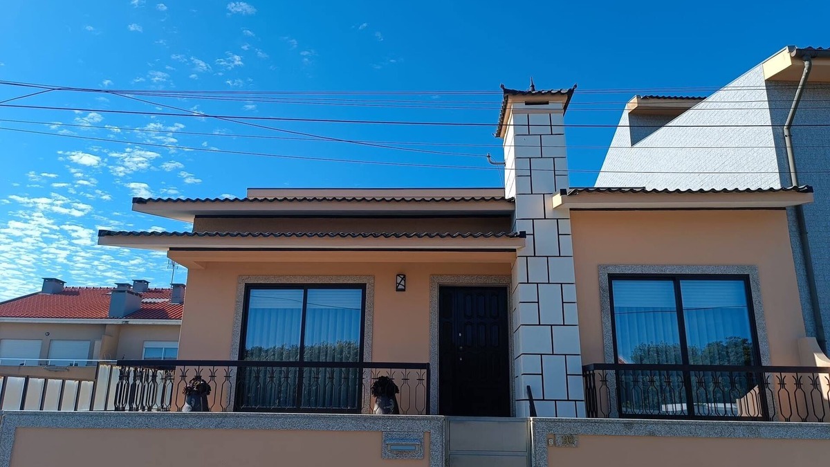 Vila Cha House | Casa da Mimosa - Alojamento Local a 100m da Praia e 15km do Aeroporto do Porto