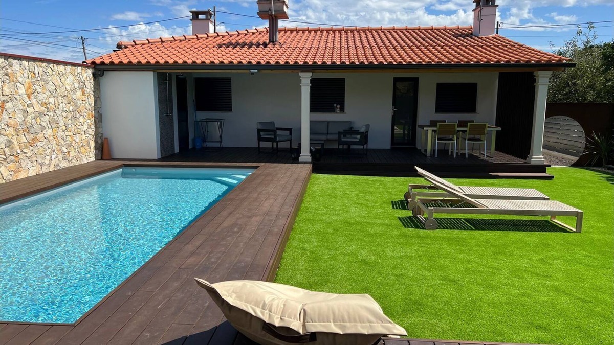 Ilha House | Casa da Ti Bemvinda - Two Bedroom House, Sleeps 4