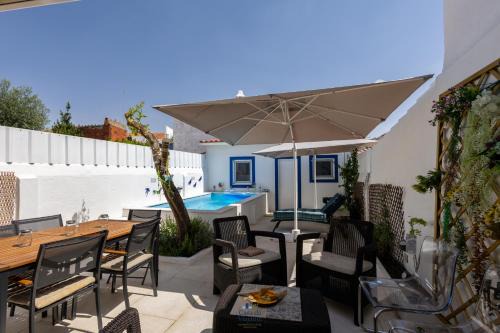 Fronteira House | Casa da Viajante