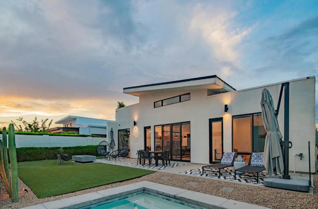 Coronado House | Casa Danesa - Pool - Golf - Luxe & Modern