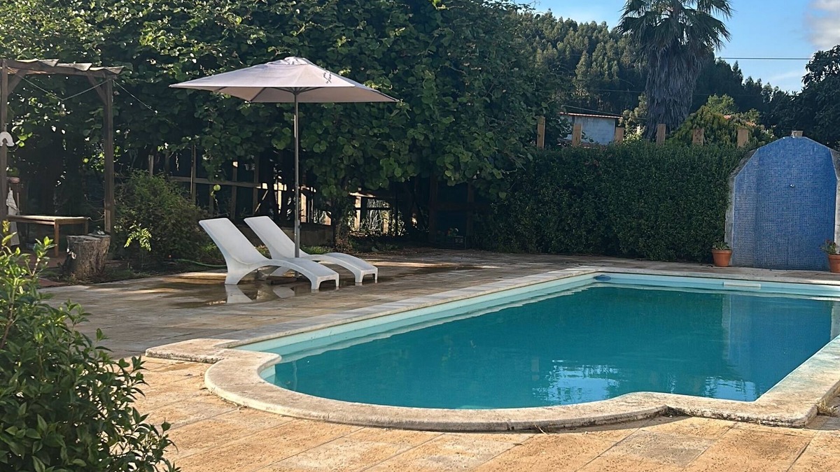 Castanheira de Pera House | Casa das Camélias Tortas, charming and welcoming