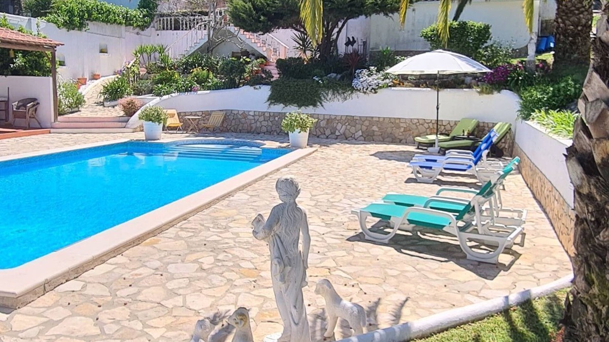 Caldas da Rainha Bed & Breakfast | Casa Das Margaridas