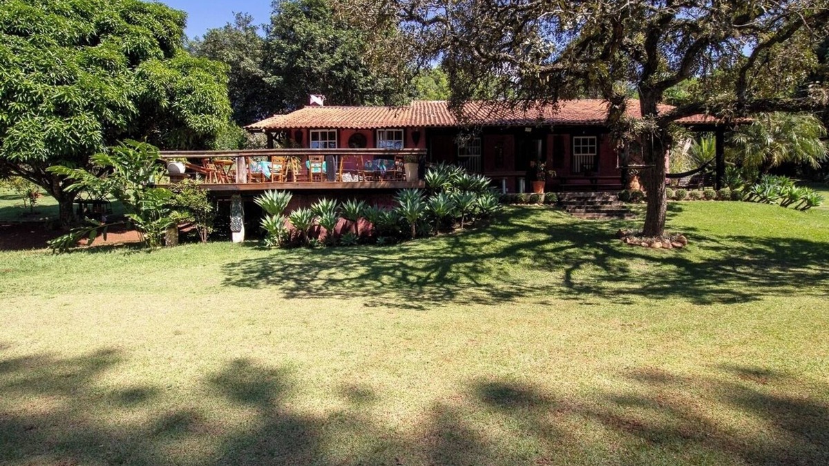 Santana de Parnaiba House | Casa de campo c lazer, bem equipada, pet friendly