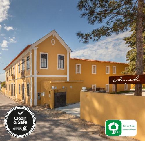 Mira House | Casa De Campo Colmeal