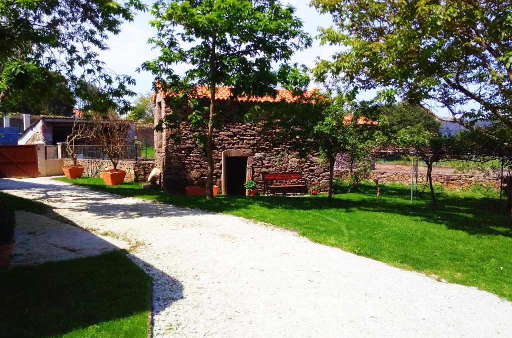 Malpica de Bergantinos House | Casa de Campo