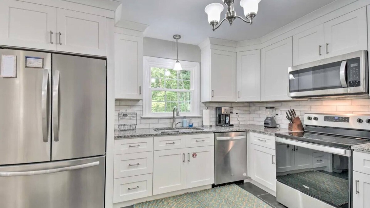 North Chesterfield House | Casa De Familia - Family Oriented Home Richmond w/ Private Pool