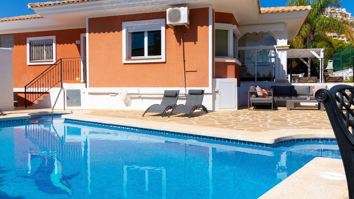 Mutxamel Villa | Casa de Familia, luxury villa with private pool