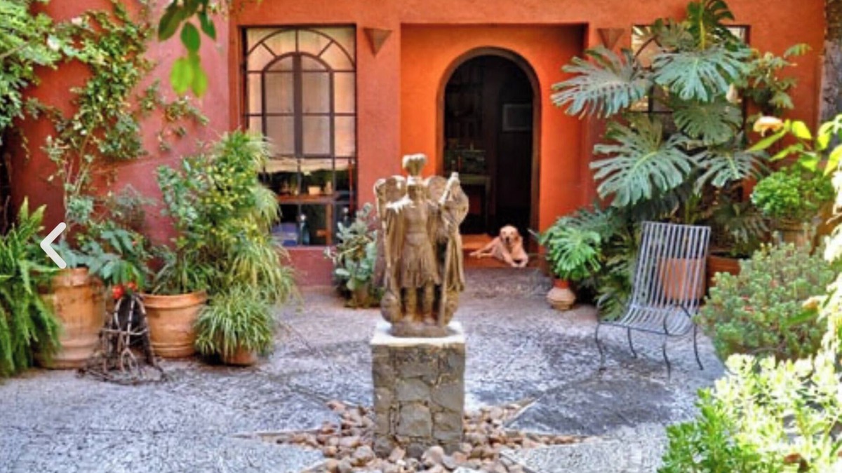 Colonia Azteca Bed & Breakfast | Casa de la Cuesta Bed and Breakfast
