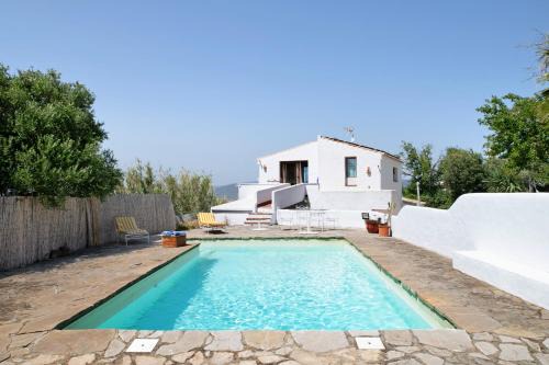 Facinas House | Casa De Los Pintores Facinas