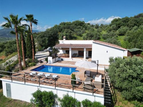 Tolox House | Casa De Olivos Carola