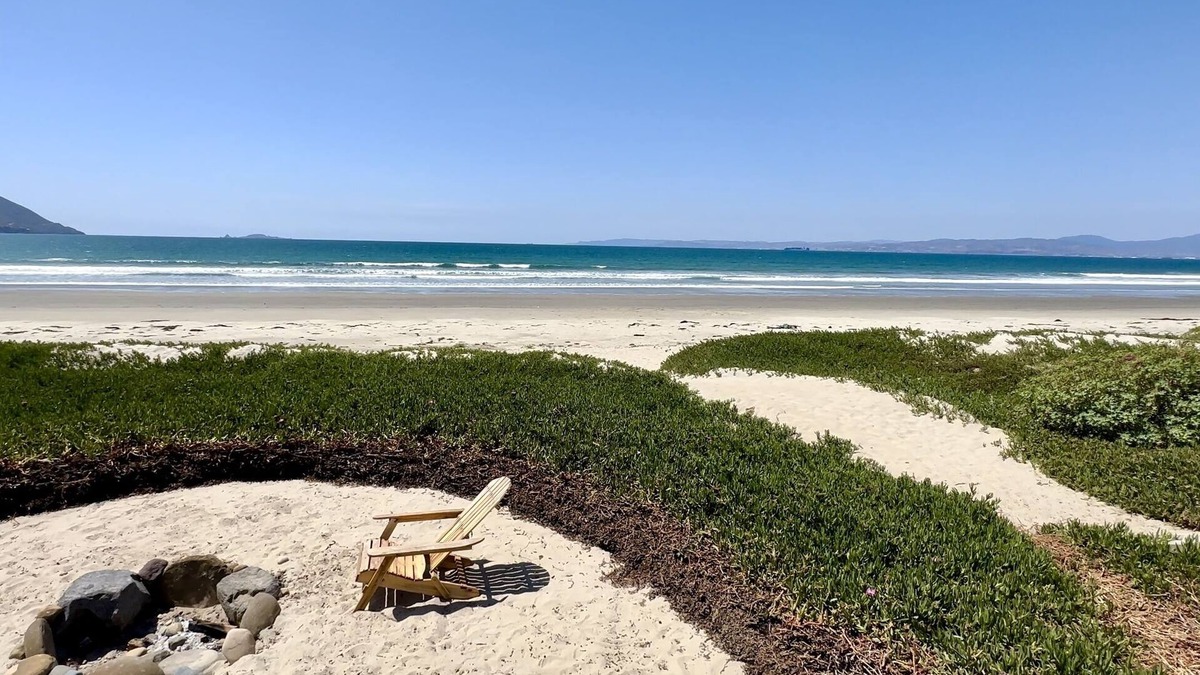 Lengueta Arenosa House | Casa de Paz, House of Peace, recently updated offering spectacular ocean views.