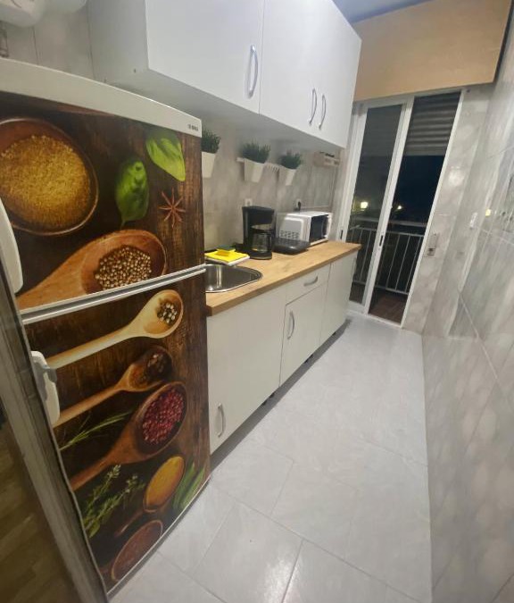 Navas del Rey House | casa de pueblo con chimenea