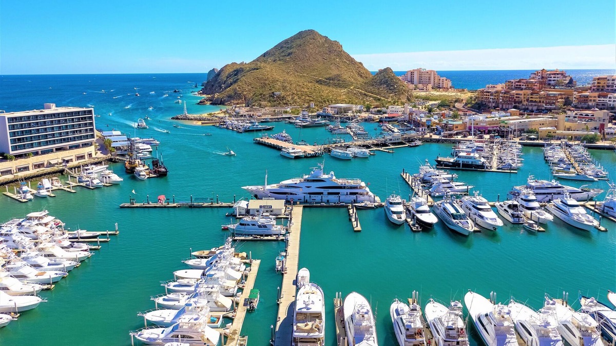 Centro Condo | Casa Deakins is Amazing & Best Location on The Marina