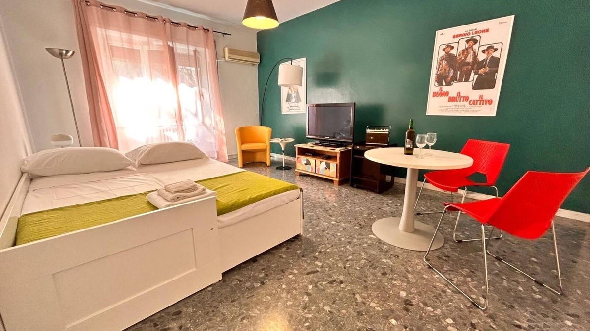 Quartiere XXIV Don Bosco Apartment | Casa Degli Anni '70