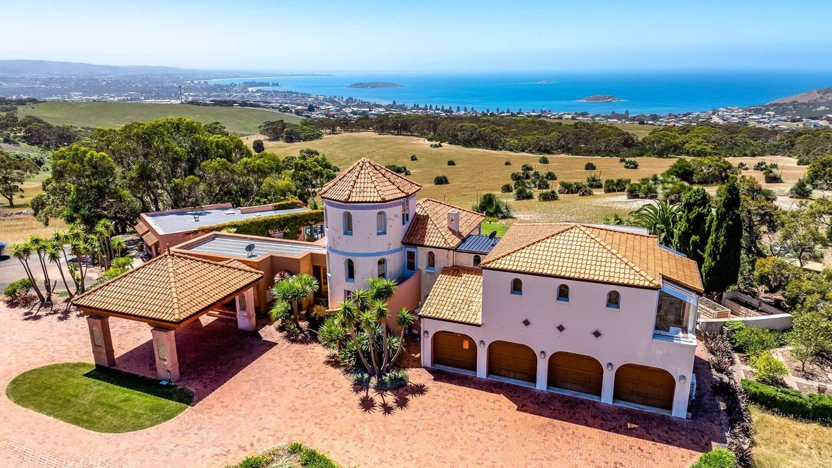 Waitpinga Villa | CASA DEL MAR main house