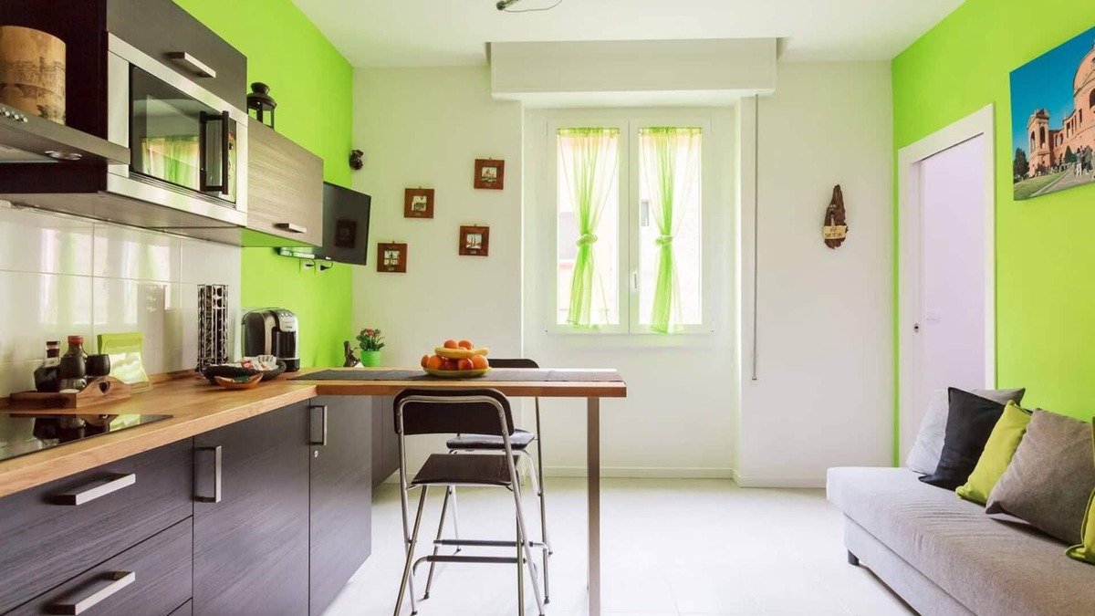 Historic Center Apartment | Casa delle Moline, nice two-room apartment overlooking the ancient Canale delle Moline
