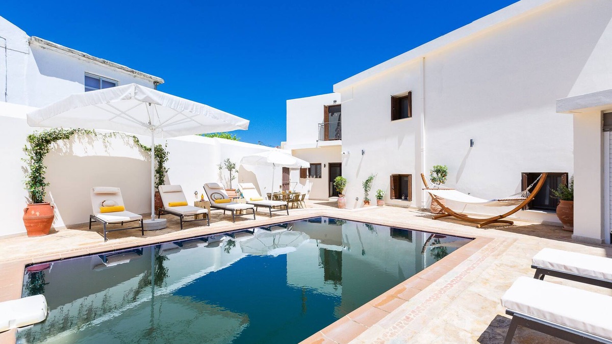 Chromonastiri Villa | Casa di Vangelis, Summer Village Stay!