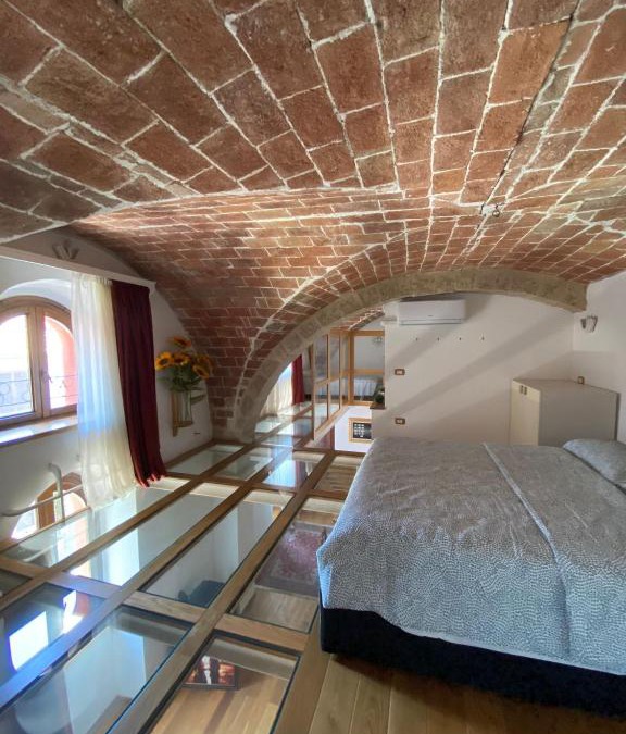 Canino Apartment | Casa Di Vetro
