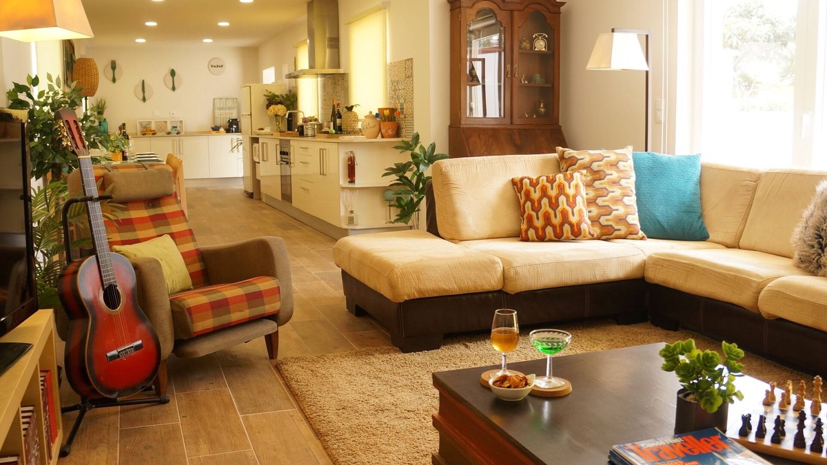 Mira House | "Casa do Areal, Retreat close to scenic trails & the most awarded Beach."