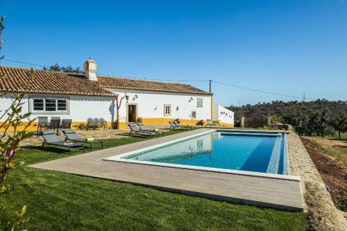 Loule House | Casa do Avô (Vale Luís Neto-Retiro do Caldeirão)