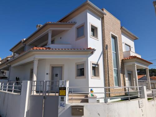 Nazare House | Casa do Guilhim