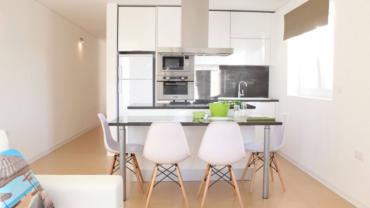 Barra House | Casa do Mar with direct access to the beach