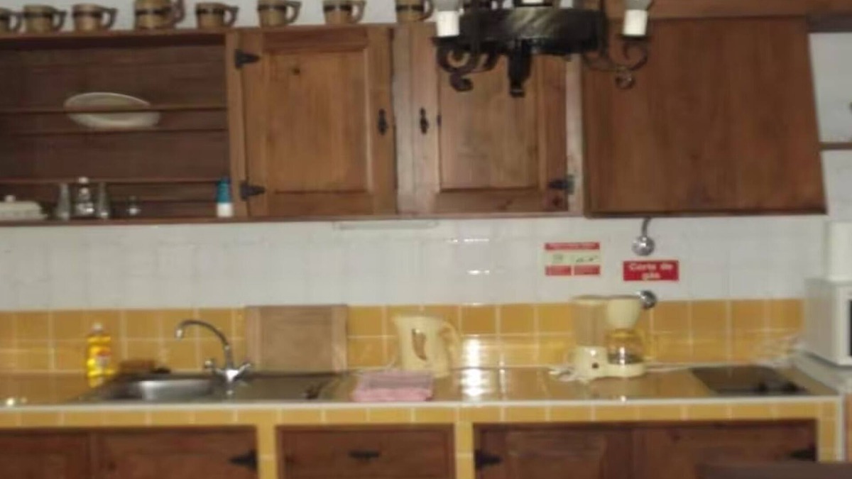 Capelo House | Casa do Palheiro ground floor 1 Bedroom