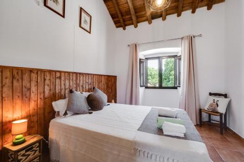 Montes Juntos House | Casa do Ti Filipe - Praia Azenhas D El Rey