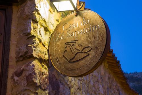 Cumeeira House | Casa Do Ze Sapateiro