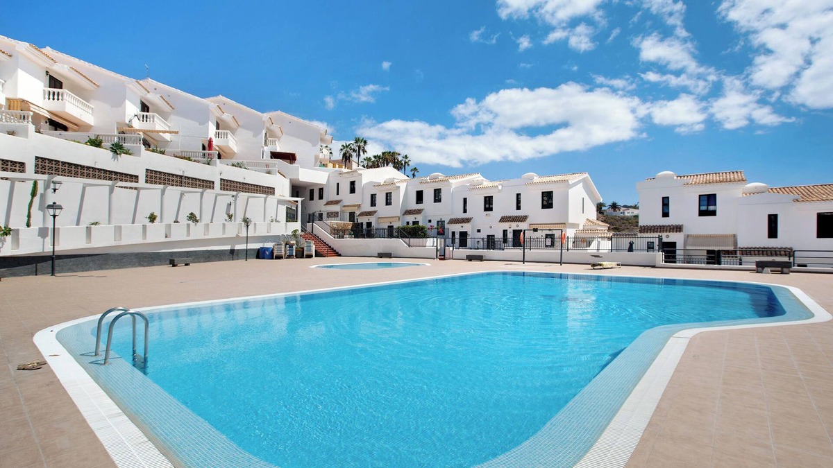 Chayofa House | Casa Dos Ángeles with Mountain View, Pool, A/C, Wi-Fi, Garden & Terrace