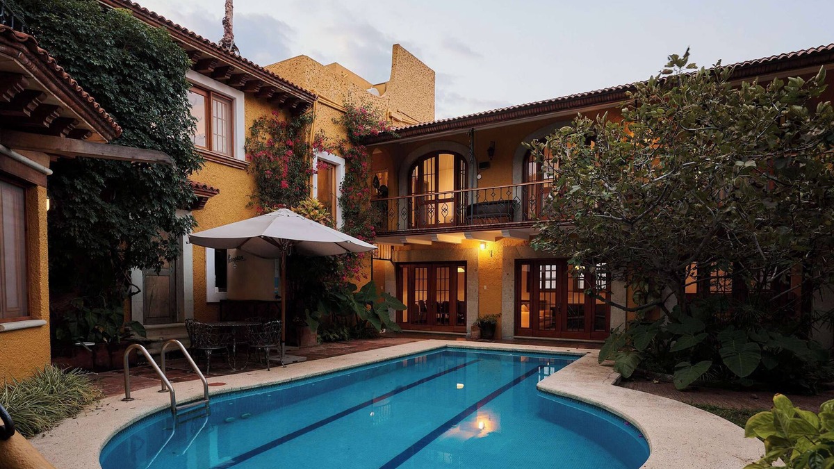 Ruta Independencia House | Casa Dos Parques AC Pool Garden Design Location